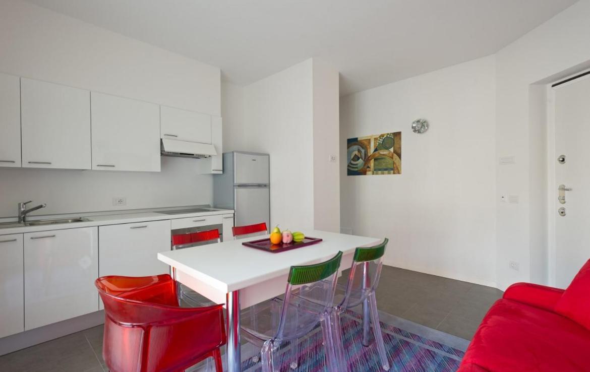 The Sunshine - Apartments With Pool Musso Eksteriør bilde